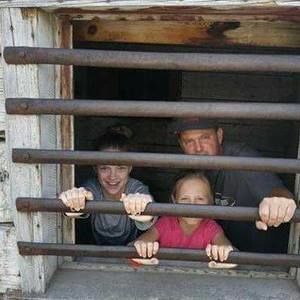 Meet your Posher, Jasi